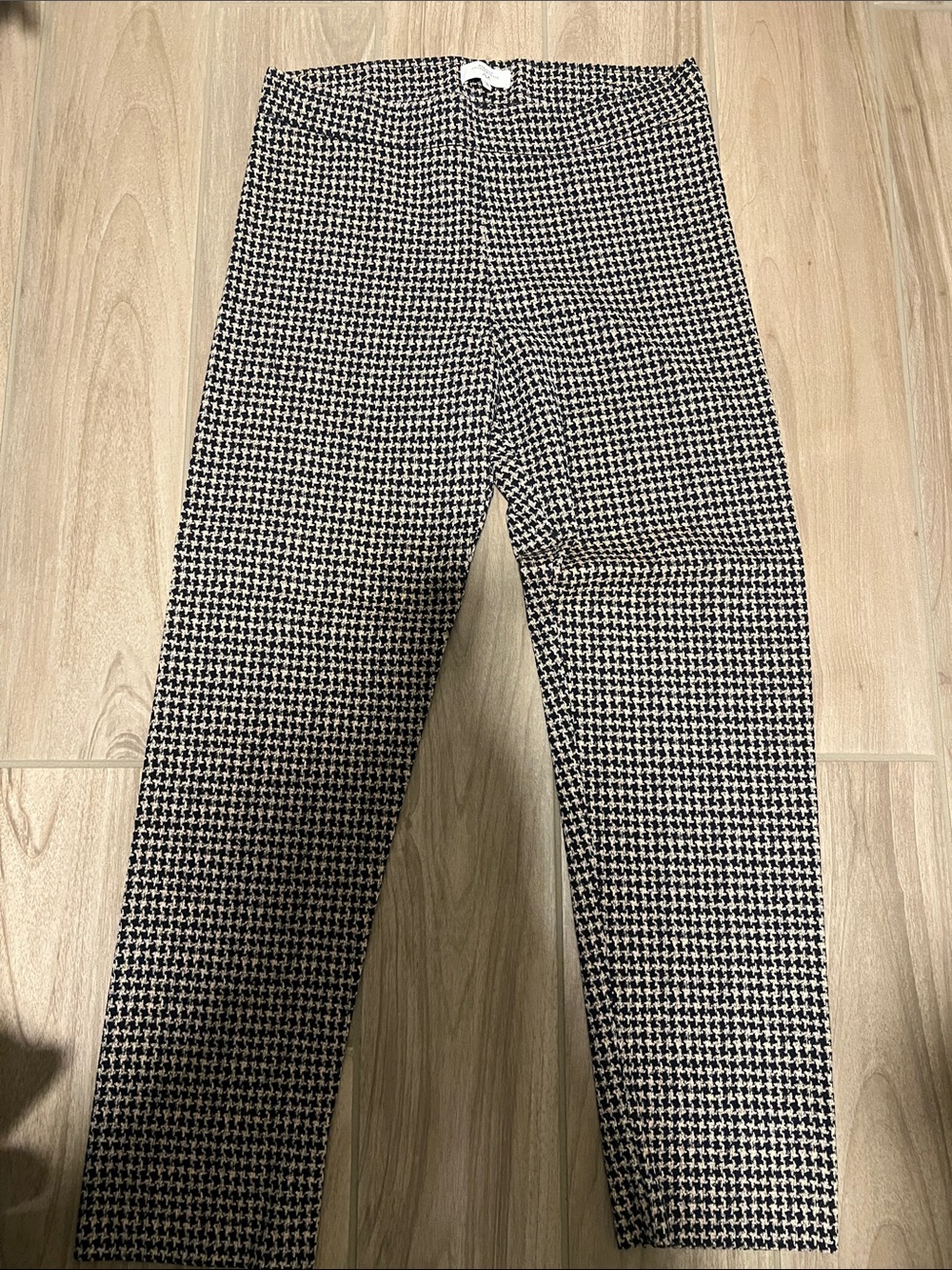 Women's Black and Tan Houndstooth Slim Chinos